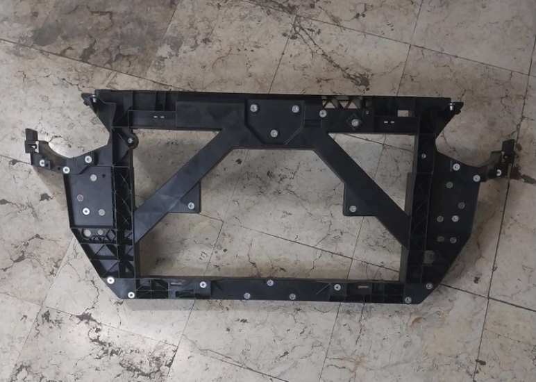 سینی جلو جک j4