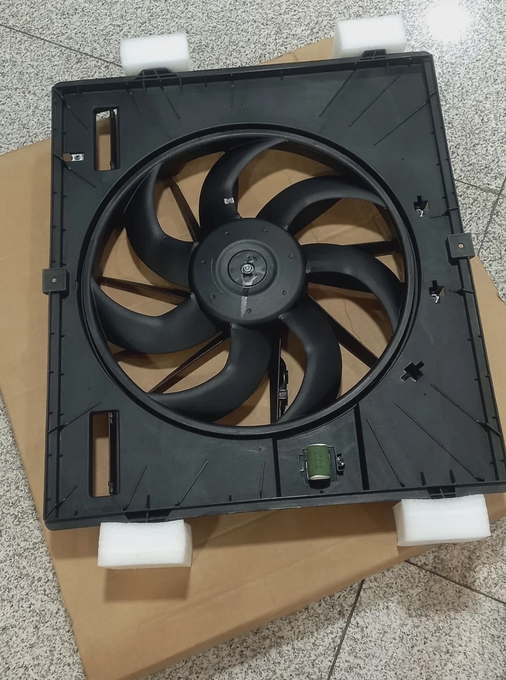 فن آب چانگان EADO