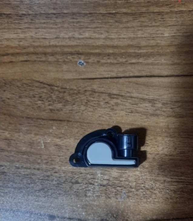 سنسوردریچه گاز لیفان۵۲۰