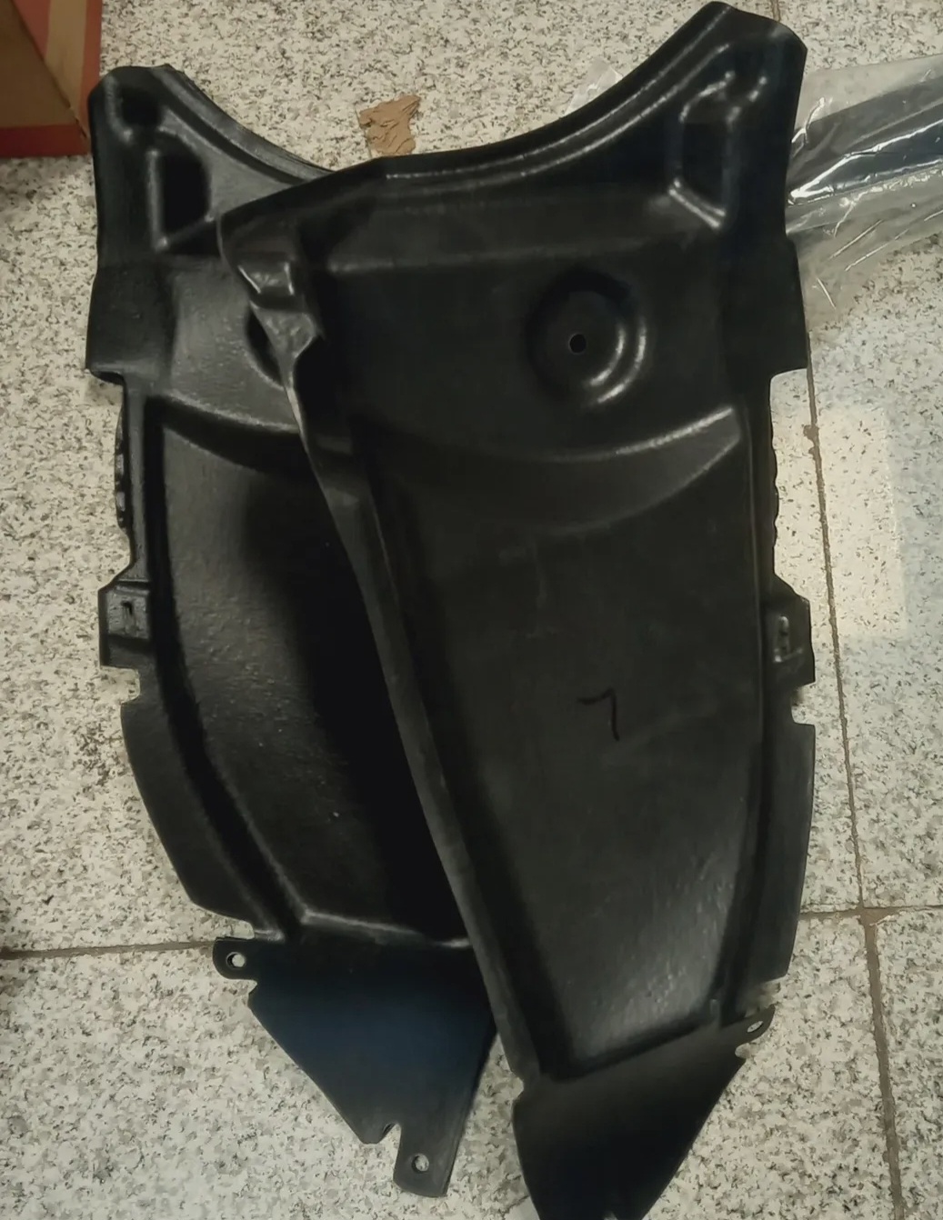 شلگیر عقب چانگان CS35