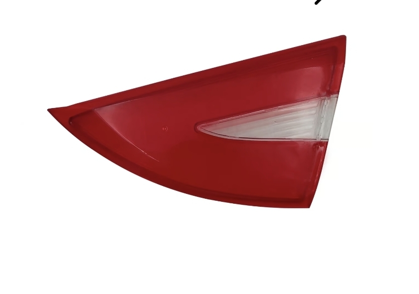 طلق چراغ عقب روی صندوق آریزو 5 سمت شاگرد