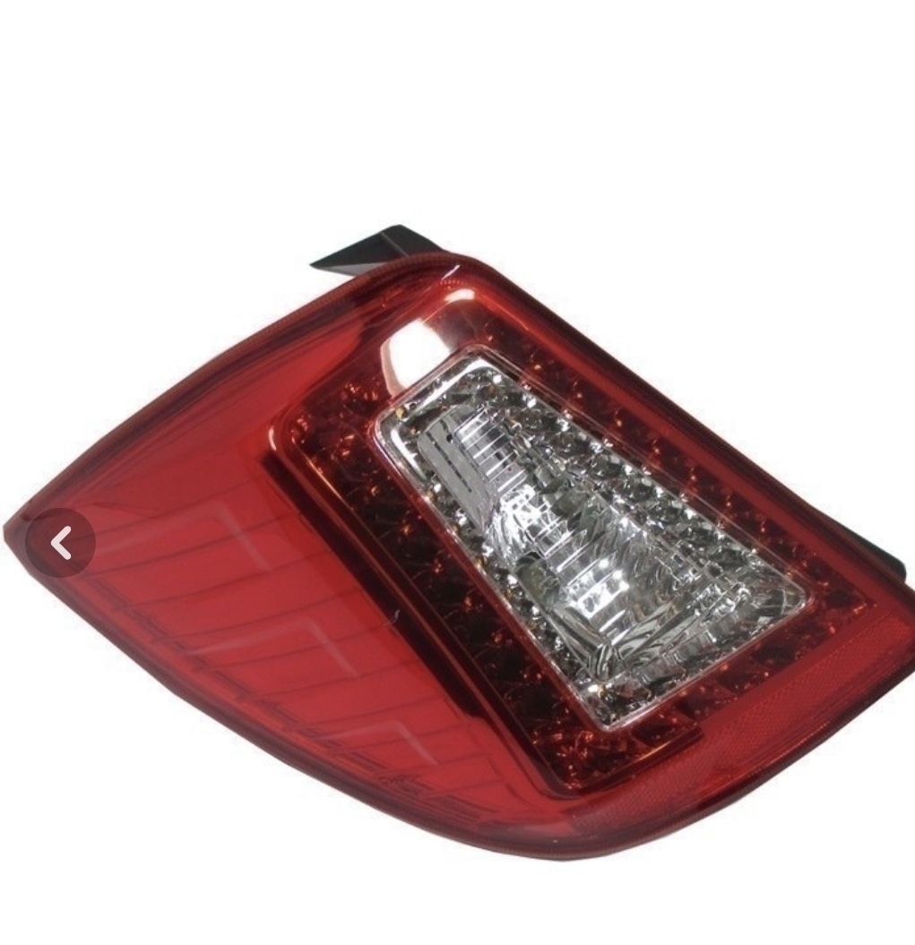 چراغ خطر عقب چپ لیفان X60 قدیم درجه یک