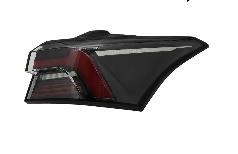 چراغ عقب روی گلگیر آریزو 6GT سمت شاگرد