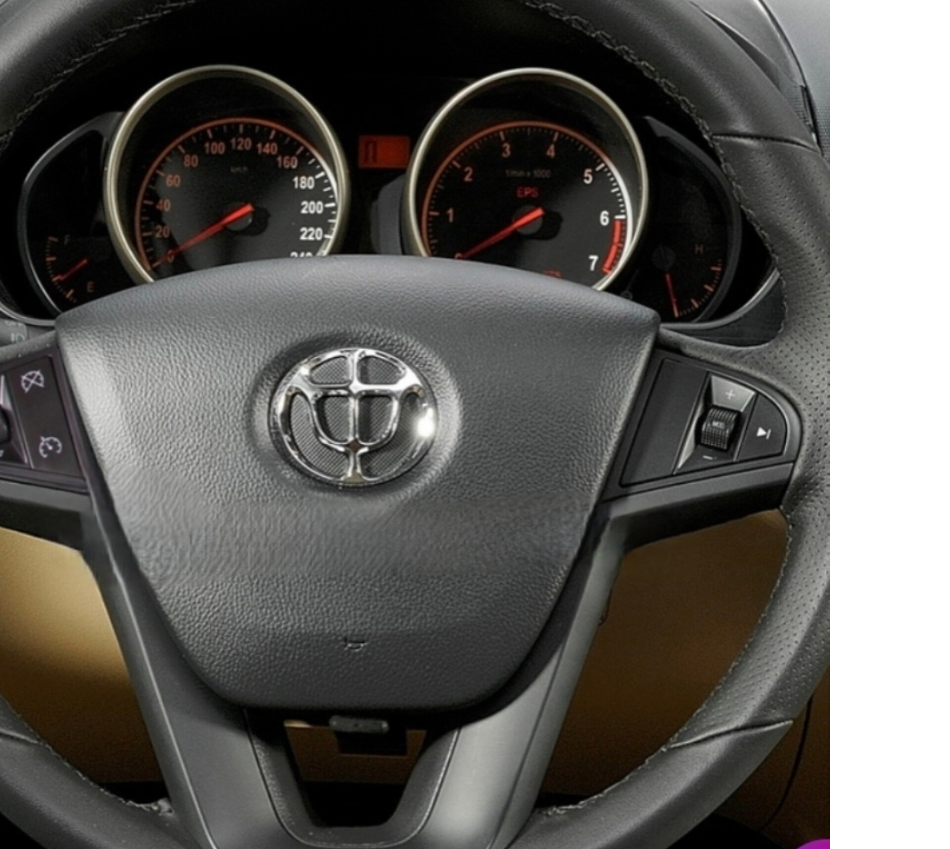 غربیلک فرمان برلیانس کراس c3